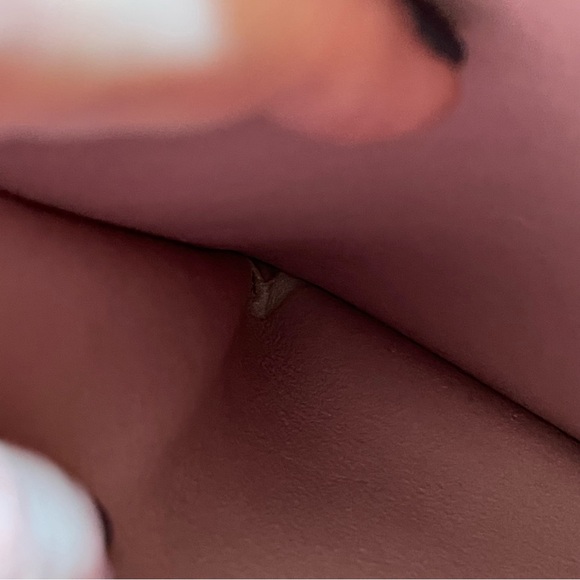 Madewell Transport Shoulder Crossbody Bag in Warm Thistle - Picture 14 of 16